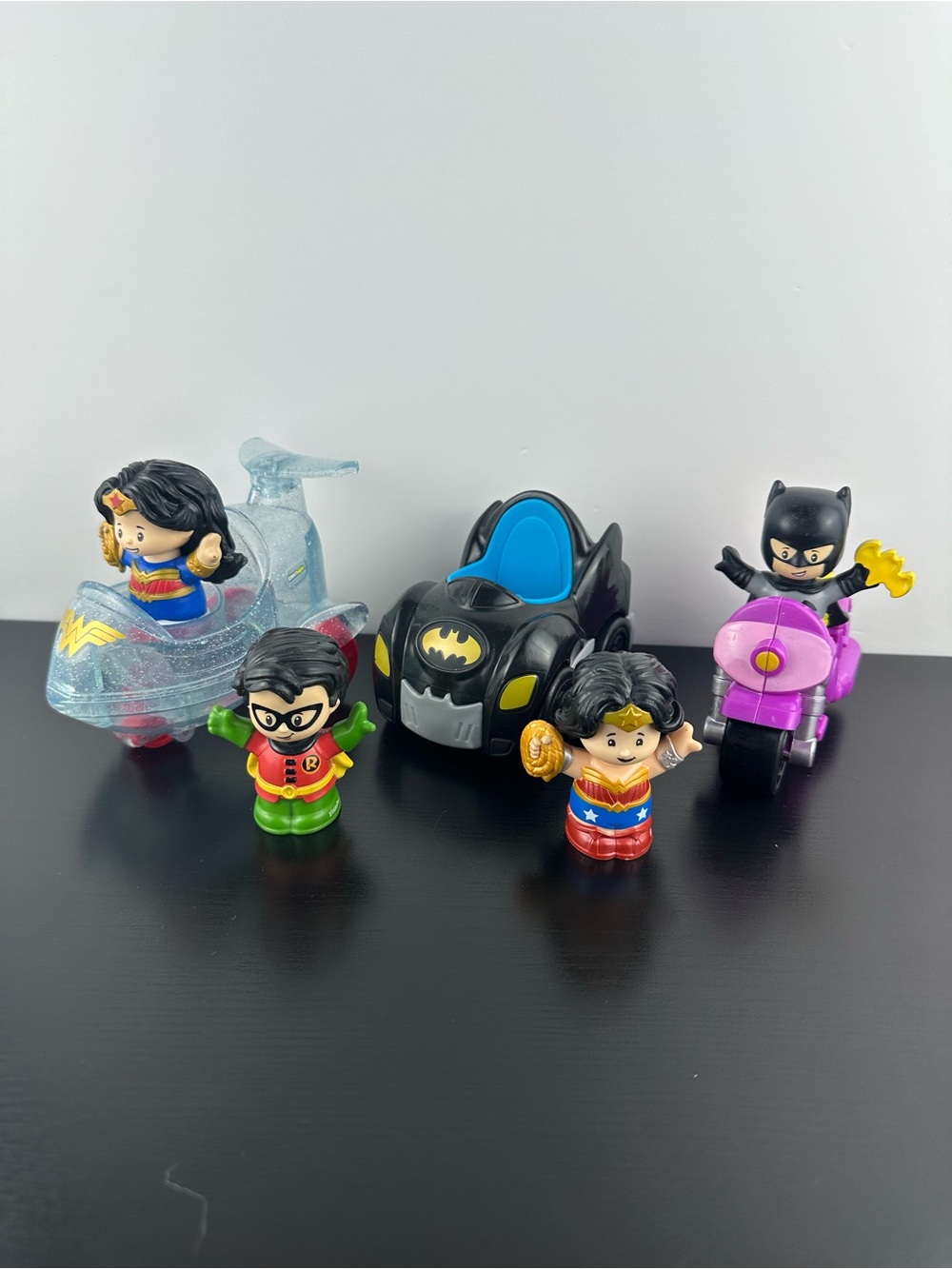 Fisher Price Little People Lot Superhero Super Friends Hero Figurines